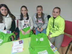 Bibliojatek 5. és 6. osztaly 2.jpg Bibliojatek 5. és 6. osztaly 2.jpg